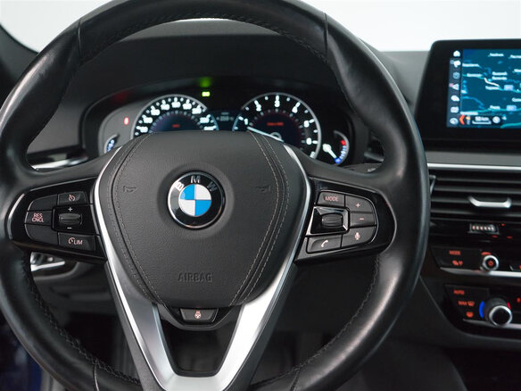 2017 BMW 5 серии 530i xDrive VII (G30/G31/G38), синий - вид 15
