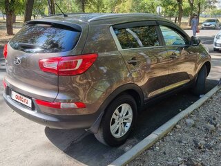 2013 Kia Sportage III, коричневый, 1350000 рублей, вид 3