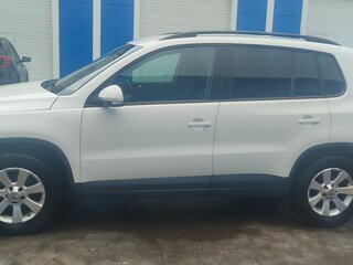 2013 Volkswagen Tiguan I Рестайлинг, белый, 1750000 рублей, вид 3