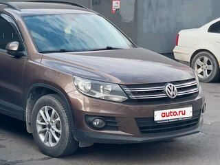 2014 Volkswagen Tiguan I Рестайлинг, коричневый, 1500000 рублей, вид 3