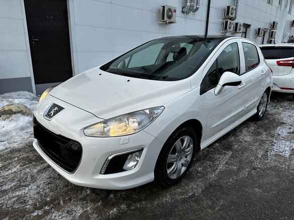 2011 Peugeot 308 I Рестайлинг, белый, 800000 рублей