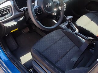 2021 Kia Rio IV Рестайлинг (Global market), синий, 1700000 рублей, вид 3
