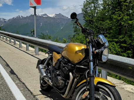 2000 Yamaha XJR400, золотистый, 250000 рублей, вид 2