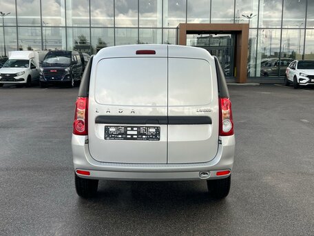 2026 LADA (ВАЗ) Largus, серебристый, 1617000 рублей, вид 4