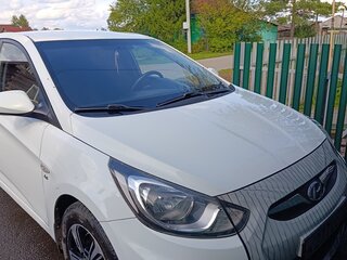 2011 Hyundai Solaris I, белый, 879000 рублей, вид 5