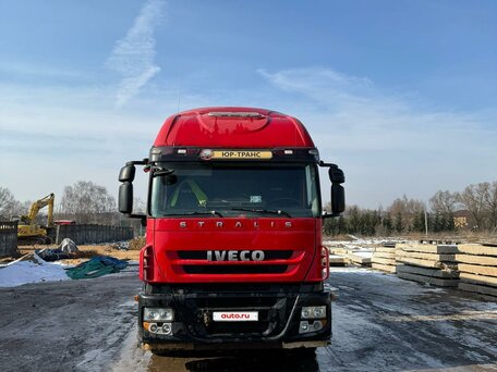2011 Iveco Stralis, красный, 1550000 рублей, вид 3