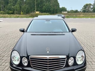 2006 Mercedes-Benz E-Класс 220 III (W211, S211) Рестайлинг, чёрный, 700000 рублей, вид 3