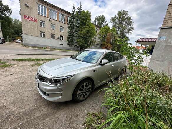 2017 Kia Optima IV, серебристый - вид 2