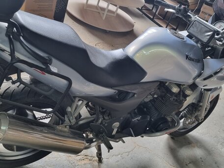 2003 Kawasaki ZR-7, серый, 370000 рублей, вид 4