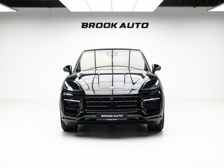 2026 Porsche Cayenne GTS Coupé III Рестайлинг, чёрный, 25990000 рублей, вид 2