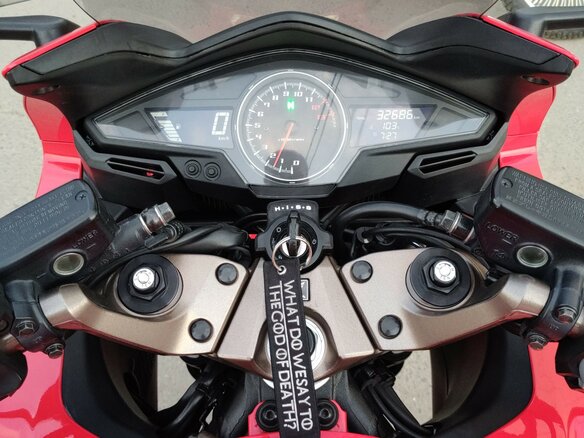 2017 Honda VFR 800, красный, 950000 рублей - вид 3