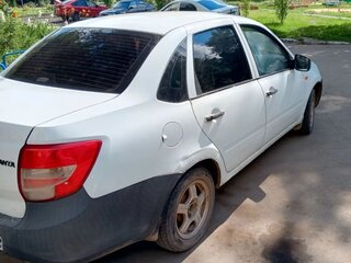 2015 Lada (ВАЗ) Granta I, белый, 215000 рублей, вид 3