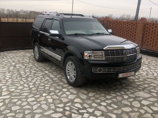2007 Lincoln Navigator III, чёрный, 2800000 рублей, вид 2