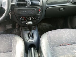 2002 Renault Megane I Рестайлинг, белый, 230000 рублей, вид 5
