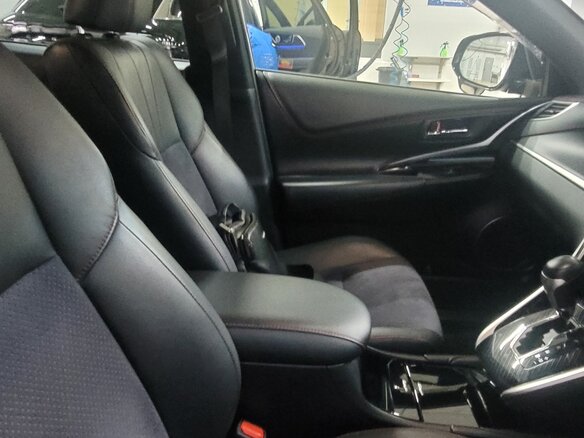 2019 Toyota Harrier III (XU60) Рестайлинг, чёрный, 3270000 рублей - вид 11