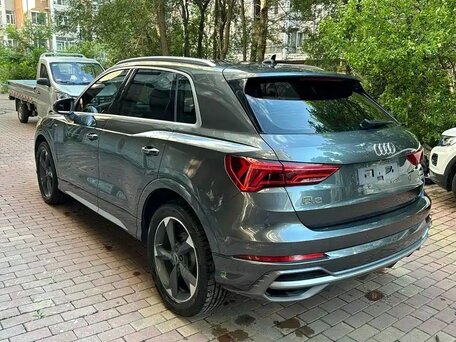 2021 Audi Q3 35 TFSI II (F3), серый, 2300000 рублей, вид 2