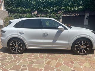 2018 Porsche Cayenne III, белый, 5800000 рублей, вид 5