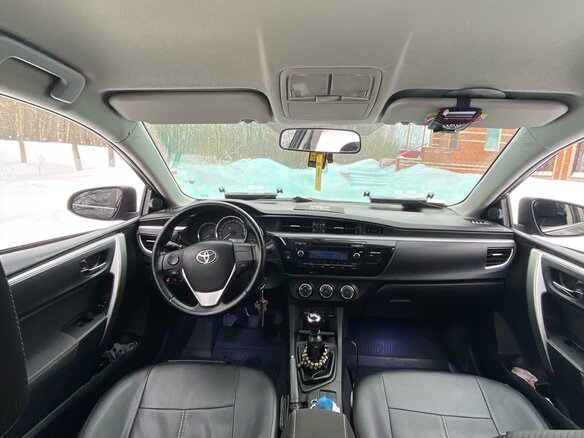 2013 Toyota Corolla XI (E160, E170, E180), чёрный - вид 7