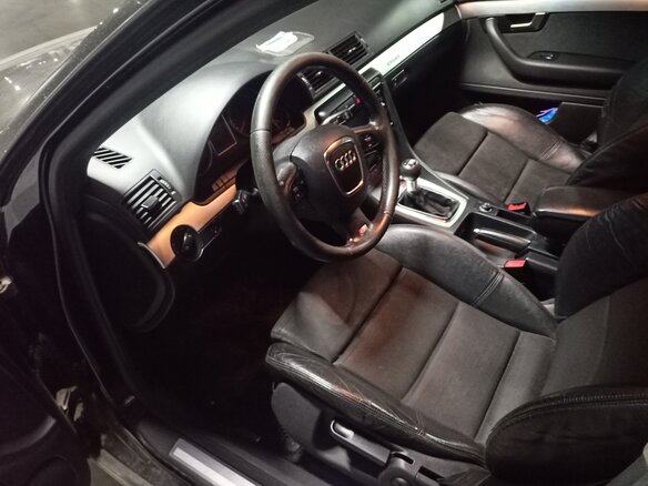2007 Audi A4 III (B7), чёрный - вид 6