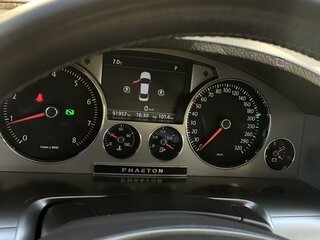 2012 Volkswagen Phaeton 5-Seater I Рестайлинг, чёрный, 2985000 рублей, вид 5