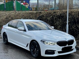 2019 BMW 5 серии 530d xDrive VII (G30/G31/G38), белый, 5450000 рублей, вид 2