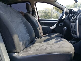 2011 Renault Sandero I, красный, 510000 рублей, вид 3