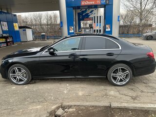 2019 Mercedes-Benz E-Класс 220 d V (W213, S213, C238), чёрный, 3600000 рублей, вид 5