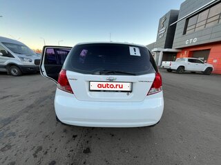 2006 Chevrolet Aveo I, белый, 420000 рублей, вид 2