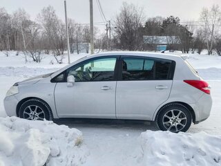 2011 Nissan Tiida I, серебристый, 760000 рублей, вид 5