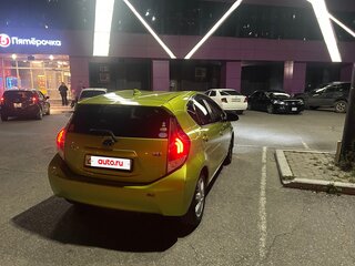 2015 Toyota Aqua I Рестайлинг, зелёный, 810000 рублей, вид 4