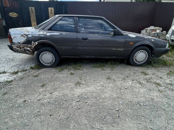 1987 Mazda 626 II (GC), чёрный, 55000 рублей - вид 7