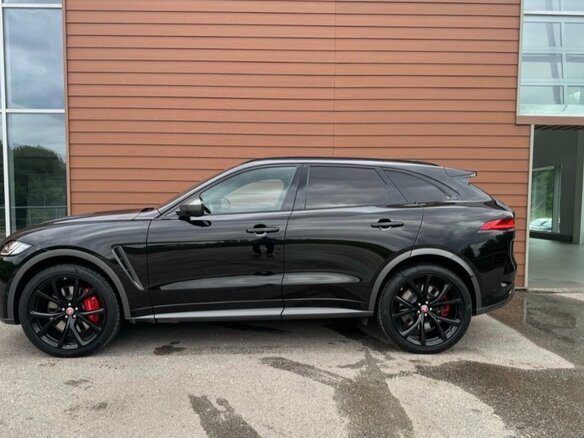 2019 Jaguar F-Pace SVR I, чёрный, 8500000 рублей - вид 7