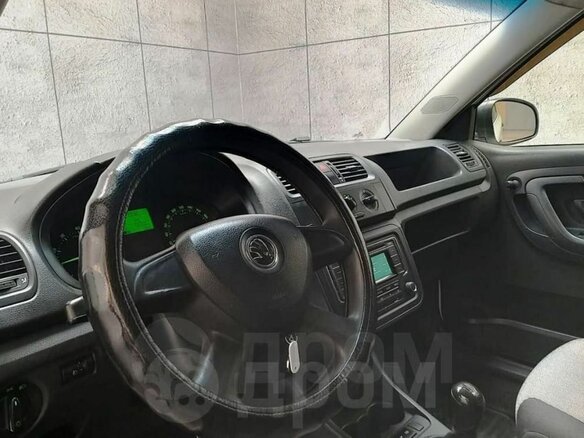 2013 Skoda Fabia II Рестайлинг, белый - вид 14