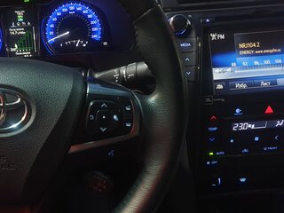 2016 Toyota Camry VII (XV50) Рестайлинг, чёрный, 2500000 рублей, вид 4