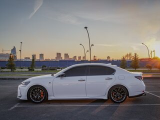 2017 Lexus GS 450h IV Рестайлинг, белый, 5200000 рублей, вид 4