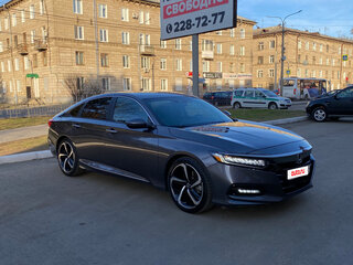 2018 Honda Accord X, серый, 3200000 рублей, вид 4