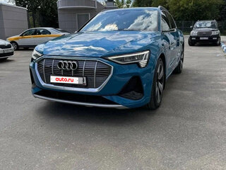2020 Audi e-tron 55 I, голубой, 5850000 рублей, вид 2
