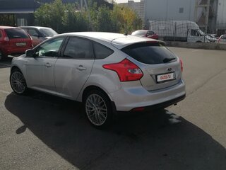 2015 Ford Focus III, серебристый, 999998 рублей, вид 3