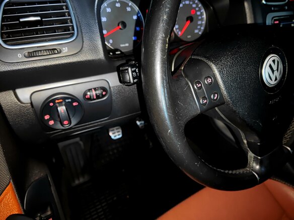 2007 Volkswagen Eos I, чёрный, 999900 рублей - вид 9