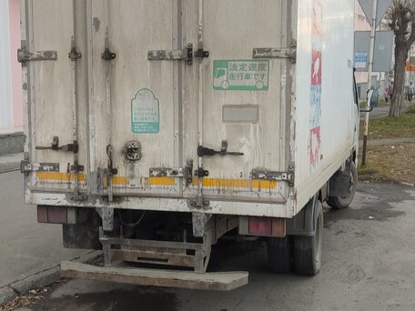 1998 Isuzu Elf (N-series), белый, 850000 рублей, вид 2