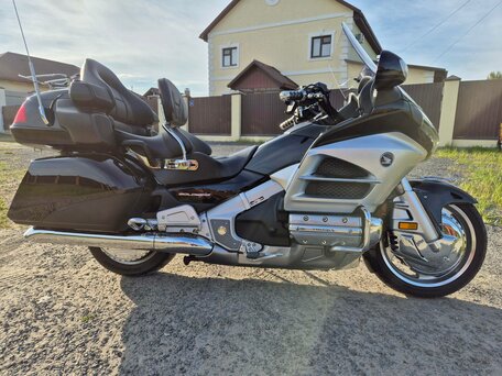 2012 Honda GL 1800 Gold Wing, чёрный, 1850000 рублей, вид 5