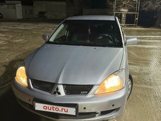 2005 Mitsubishi Lancer IX Рестайлинг, серебристый, 550000 рублей, вид 1