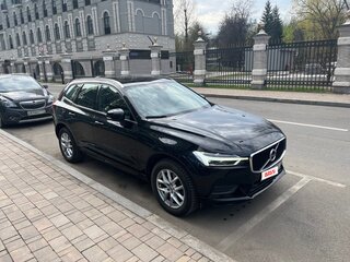 2018 Volvo XC60 II, чёрный, 3500000 рублей, вид 3