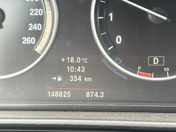 2013 BMW 5 серии 520i VI (F10/F11/F07), белый, 2000000 рублей - вид 10