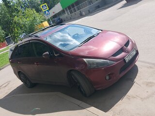 2004 Mitsubishi Grandis I, красный, 665000 рублей, вид 2