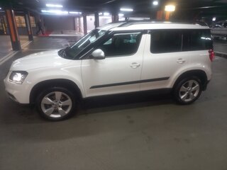 2014 Skoda Yeti I Рестайлинг, белый, 1800000 рублей, вид 2