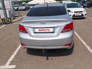 2015 Hyundai Solaris I Рестайлинг, серебристый, 980000 рублей, вид 5