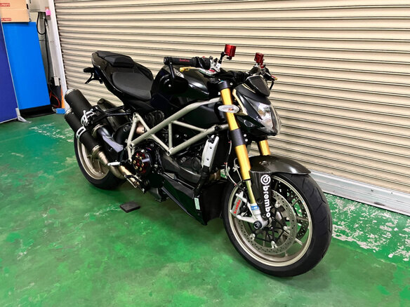 2010 Ducati Streetfighter, чёрный, 520000 рублей