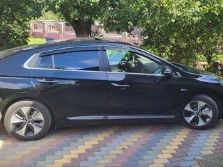 2017 Hyundai IONIQ, чёрный, 1035839 рублей, вид 3