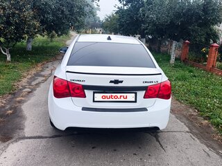 2011 Chevrolet Cruze I, белый, 750000 рублей, вид 2